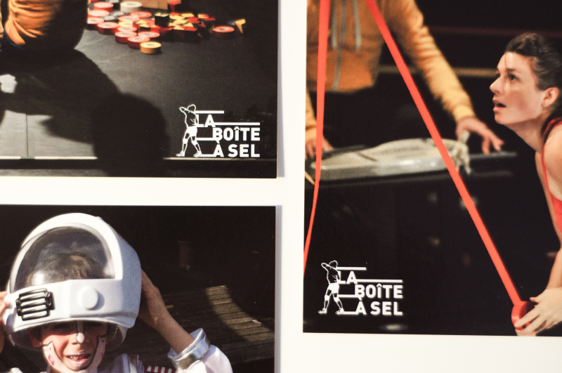 Cartes postales de la compagnie de théâtre, musique et arts de la marionnette à Bordeaux